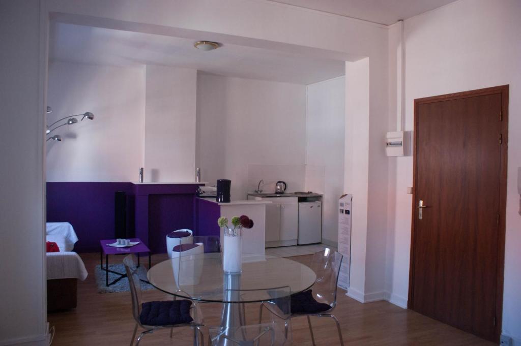 Les Studios De La Grand Place Apartment *